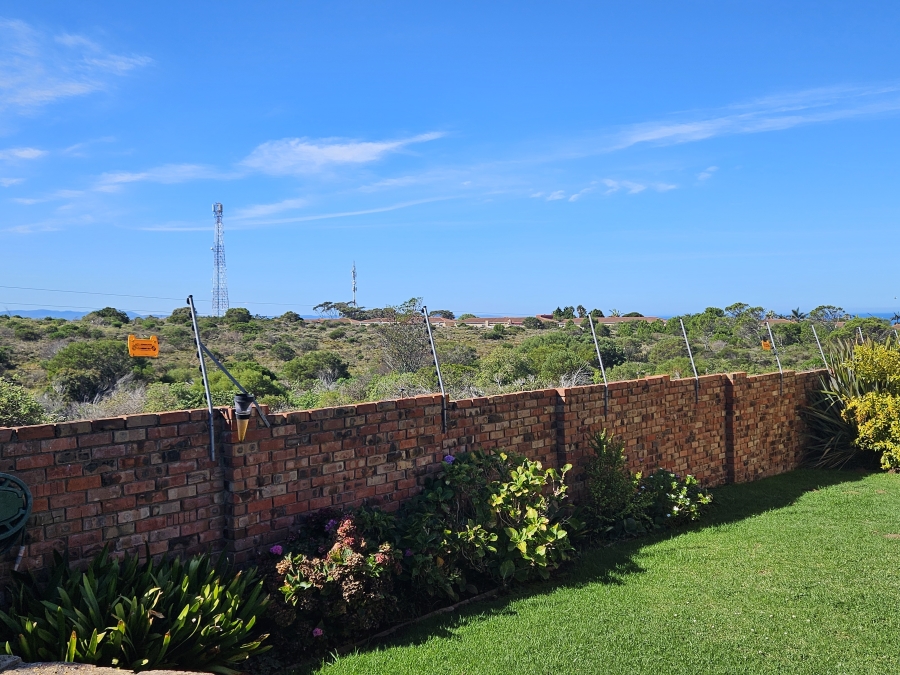3 Bedroom Property for Sale in C Place Eastern Cape